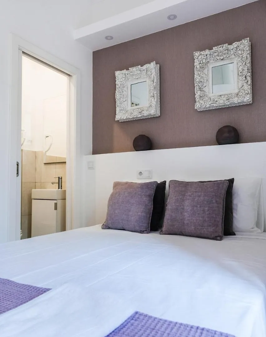 Guest house 4U Lisbon Airport Suites