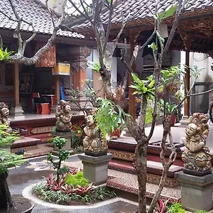 Sapta House Alojamento de Acomodação e Pequeno-almoço Ubud