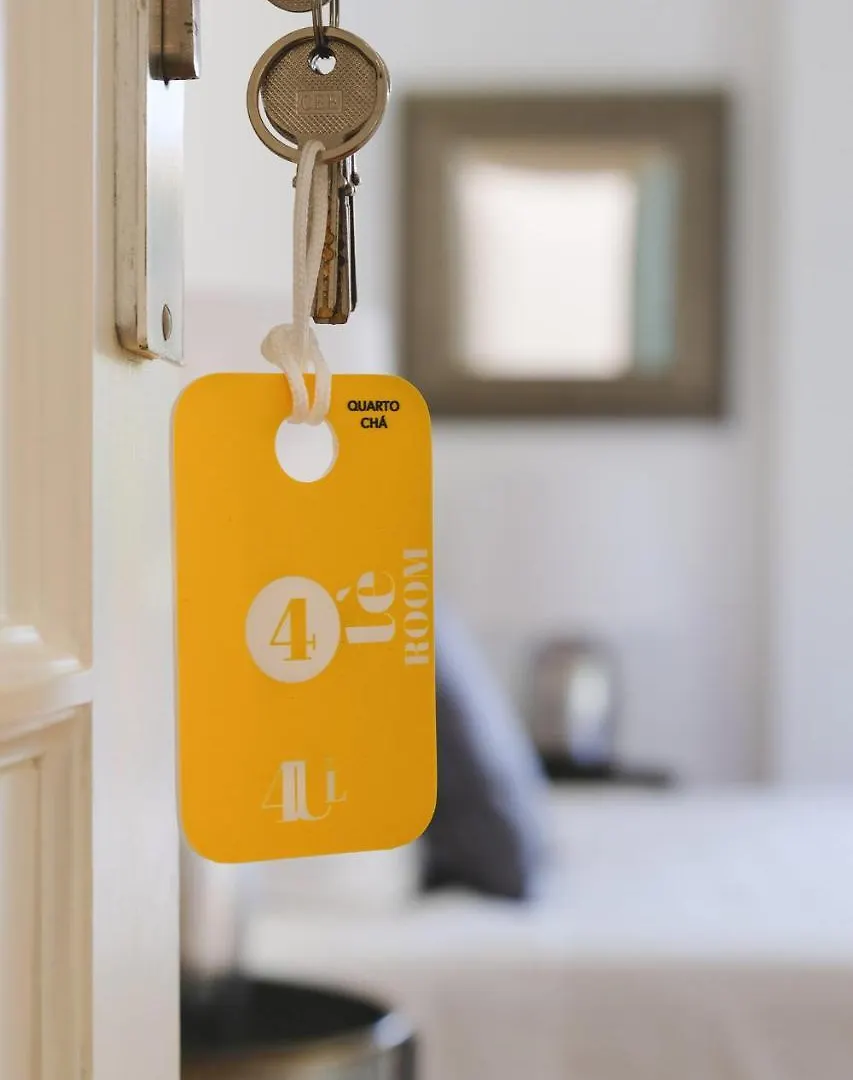 4U Lisbon Airport Suites Португалия