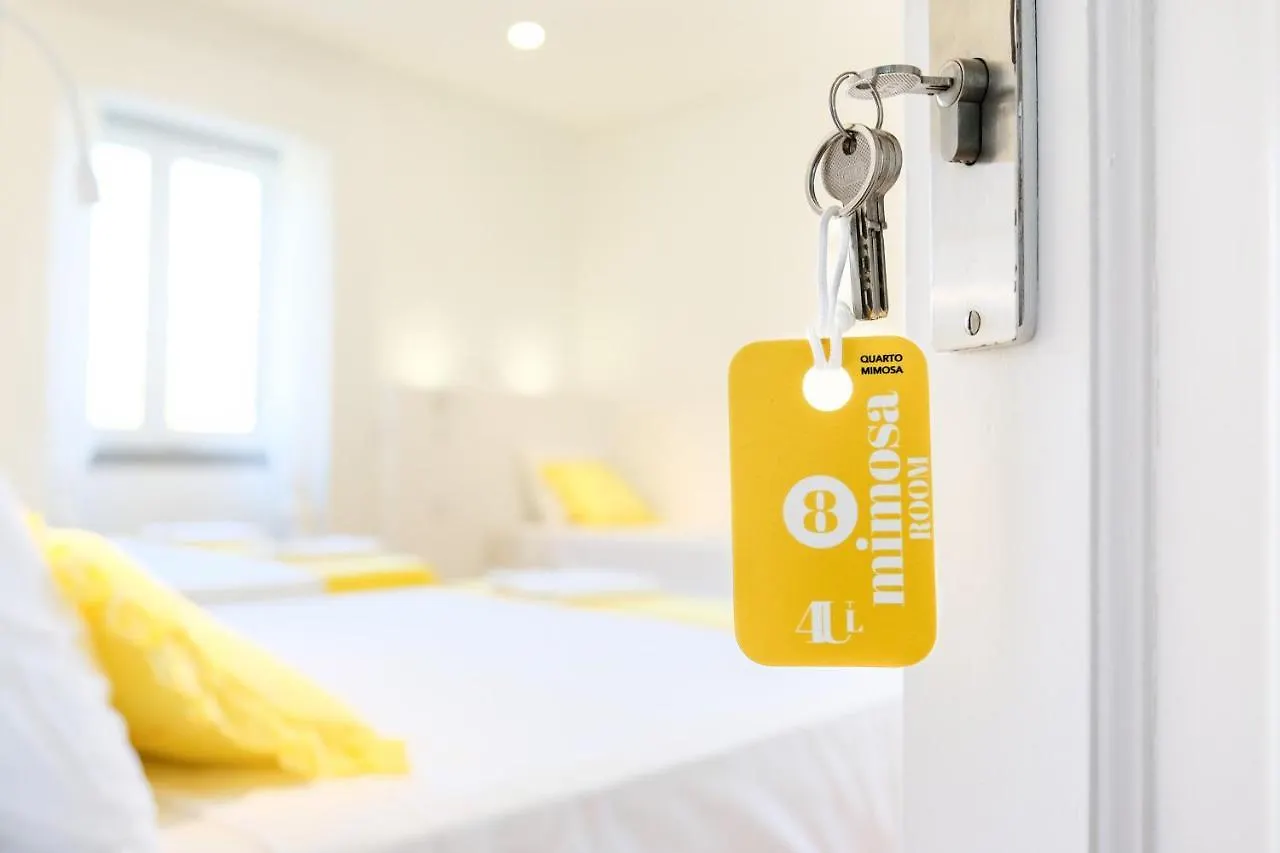 Гостевой дом 4U Lisbon Airport Suites