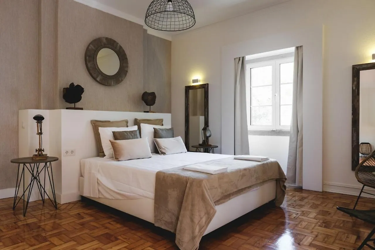 4U Lisbon Airport Suites 2*,  Португалия