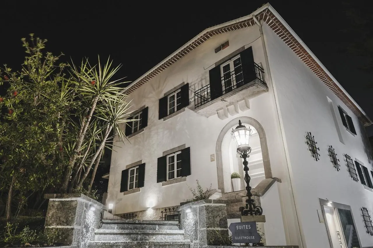 4U Lisbon Airport Suites 2*,