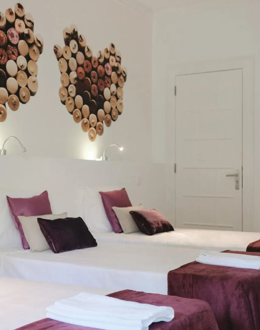 4U Lisbon Airport Suites Pensión